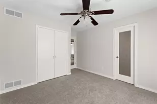 6907 Pickrell Dr, Dallas, TX 75227 - Photo 25