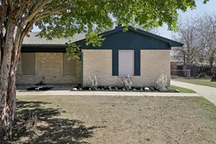 7724 Jennifer Ln, North Richland Hills, TX 76182 - Photo 3