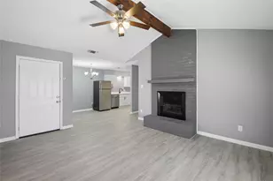 7724 Jennifer Ln, North Richland Hills, TX 76182 - Photo 5