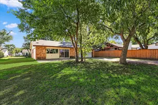 738 Timberdale St, Grand Prairie, TX 75052 - Photo 25
