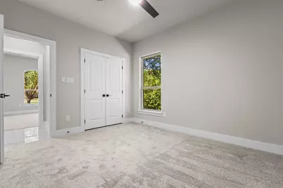 1594 E Springcrest Circle, Lancaster, TX 75134 - Photo 13