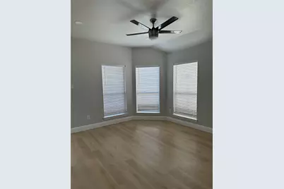 3160 Delaford Drive, Carrollton, TX 75007 - Photo 3