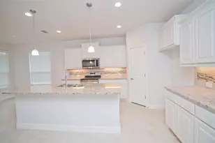 1021 Gillespie Dr, Fort Worth, TX 76247 - Photo 9