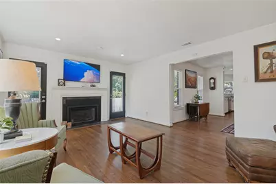 447 W Colorado Boulevard, Dallas, TX 75208 - Photo 17