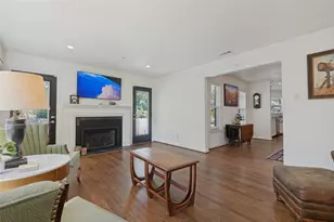 447 W Colorado Blvd, Dallas, TX 75208 - Photo 17