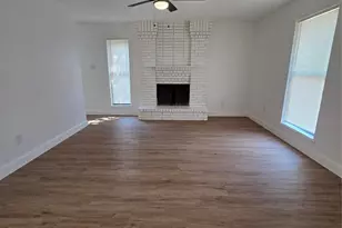 10525 Big Thicket Dr, Dallas, TX 75217 - Photo 3