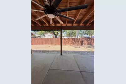 402 N Race Street, Tioga, TX 76271 - Photo 15