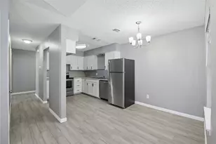 7726 Jennifer Ln, North Richland Hills, TX 76182 - Photo 15