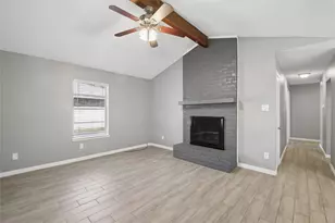 7726 Jennifer Ln, North Richland Hills, TX 76182 - Photo 7