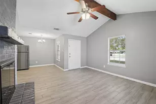 7726 Jennifer Ln, North Richland Hills, TX 76182 - Photo 5