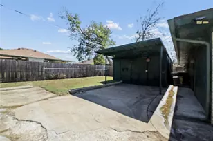 7726 Jennifer Ln, North Richland Hills, TX 76182 - Photo 25
