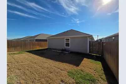 1001 Mountain Laurel Road, Princeton, TX 75407 - Photo 19