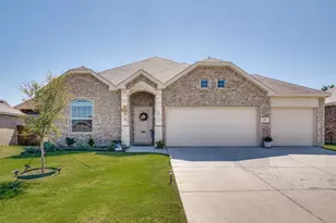 437 Ridge Dr, Justin, TX 76247 - Photo 1