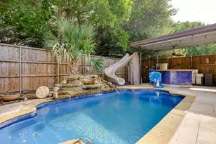 4948 Shady Oak Trail, Grand Prairie, TX 75052 - Photo 3