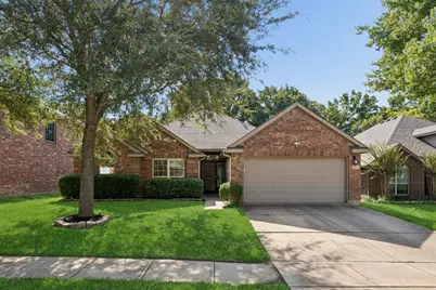 504 Valencia Drive, Arlington, TX 76002 - Photo 1