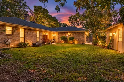 2403 Radcliffe Drive, Arlington, TX 76012 - Photo 23
