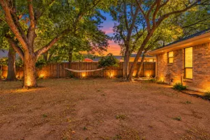 2403 Radcliffe Dr, Arlington, TX 76012 - Photo 25