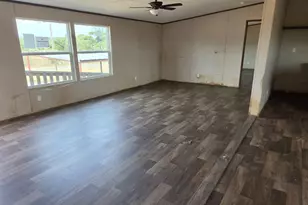 359 Co Rd 4791, Boyd, TX 76023 - Photo 15