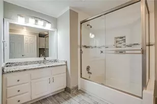 6318 Richmond Ave, Dallas, TX 75214 - Photo 11