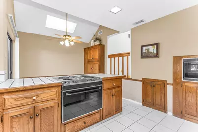 2535 Lake Bend Terrace, Carrollton, TX 75006 - Photo 11