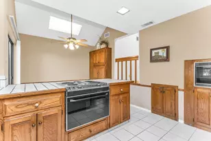 2535 Lake Bend Terrace, Carrollton, TX 75006 - Photo 11