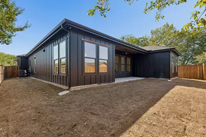 921 Woodcrest Drive, Lancaster, TX 75134 - Photo 25