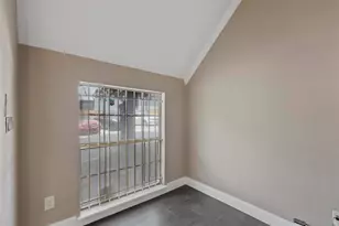 1448 Weiler Blvd, Fort Worth, TX 76112 - Photo 7