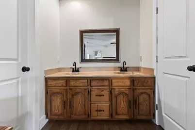 2304 Belfry Court, Arlington, TX 76011 - Photo 19