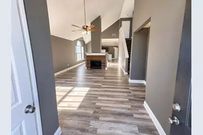 5634 Indian Hill Drive, Arlington, TX 76018 - Photo 7