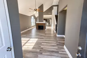 5634 Indian Hill Dr, Arlington, TX 76018 - Photo 7