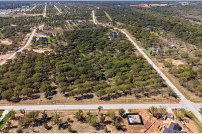 2513 Buckskin Drive, Granbury, TX 76049 - Photo 15