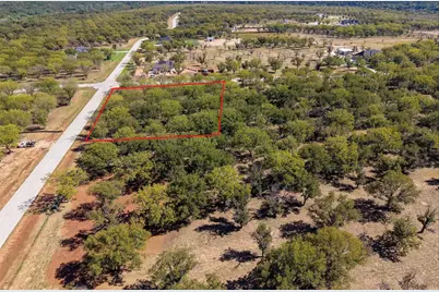 2513 Buckskin Drive, Granbury, TX 76049 - Photo 5