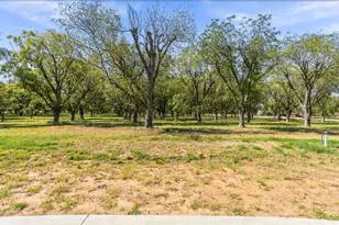 2513 Buckskin Dr, Granbury, TX 76049 - Photo 1