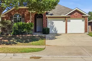 1029 Abigail Dr, Arlington, TX 76002 - Photo 3