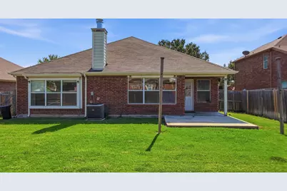 1029 Abigail Drive, Arlington, TX 76002 - Photo 5