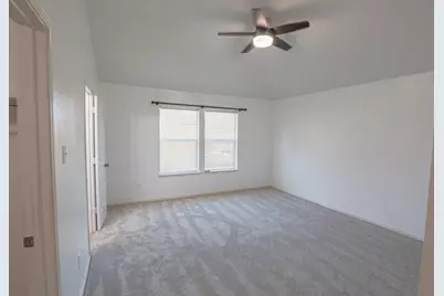 3252 Torio, Grand Prairie, TX 75054 - Photo 15