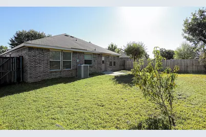 3252 Torio, Grand Prairie, TX 75054 - Photo 19
