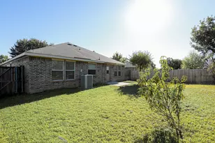 3252 Torio, Grand Prairie, TX 75054 - Photo 19