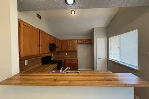 6511 Devine Dr, Arlington, TX 76001 - Photo 7