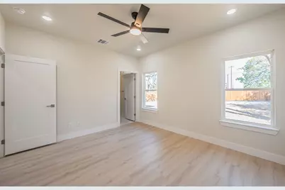 1019 Newby Avenue, Bridgeport, TX 76426 - Photo 27