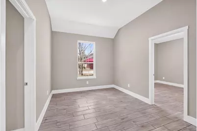 1093 Oak Ridge Drive, Oak Ridge, TX 75160 - Photo 13