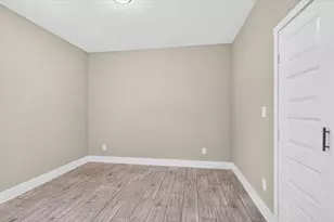 1093 Oak Ridge Dr, Oak Ridge, TX 75160 - Photo 15