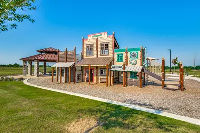 10516 Fountain Gate Street, Aubrey, TX 76227 - Photo 23