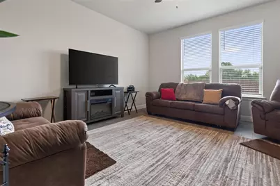1203 Larkspur Lane, Cleburne, TX 76033 - Photo 21