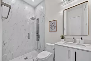835 Nomas St, Dallas, TX 75212 - Photo 17