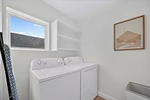 835 Nomas St, Dallas, TX 75212 - Photo 21