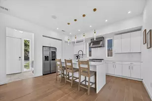 835 Nomas St, Dallas, TX 75212 - Photo 13
