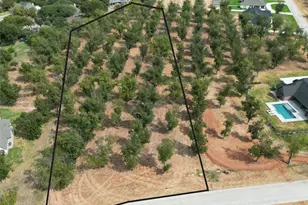 930 E LANDINGS Dr, Granbury, TX 76049 - Photo 1
