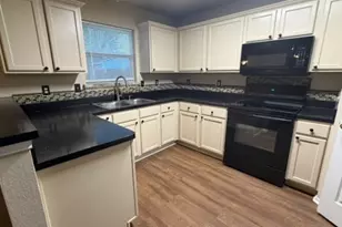 7905 Park Ln, Rowlett, TX 75089 - Photo 5