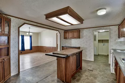 4040 Dillard Court, Joshua, TX 76058 - Photo 7